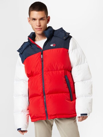 Tommy Jeans Plus Winter Jacket in Red: front