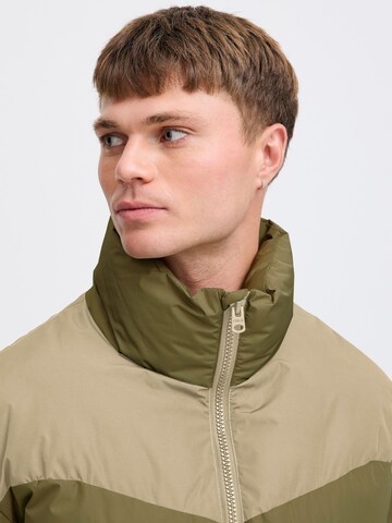 !Solid Winter jacket in Green