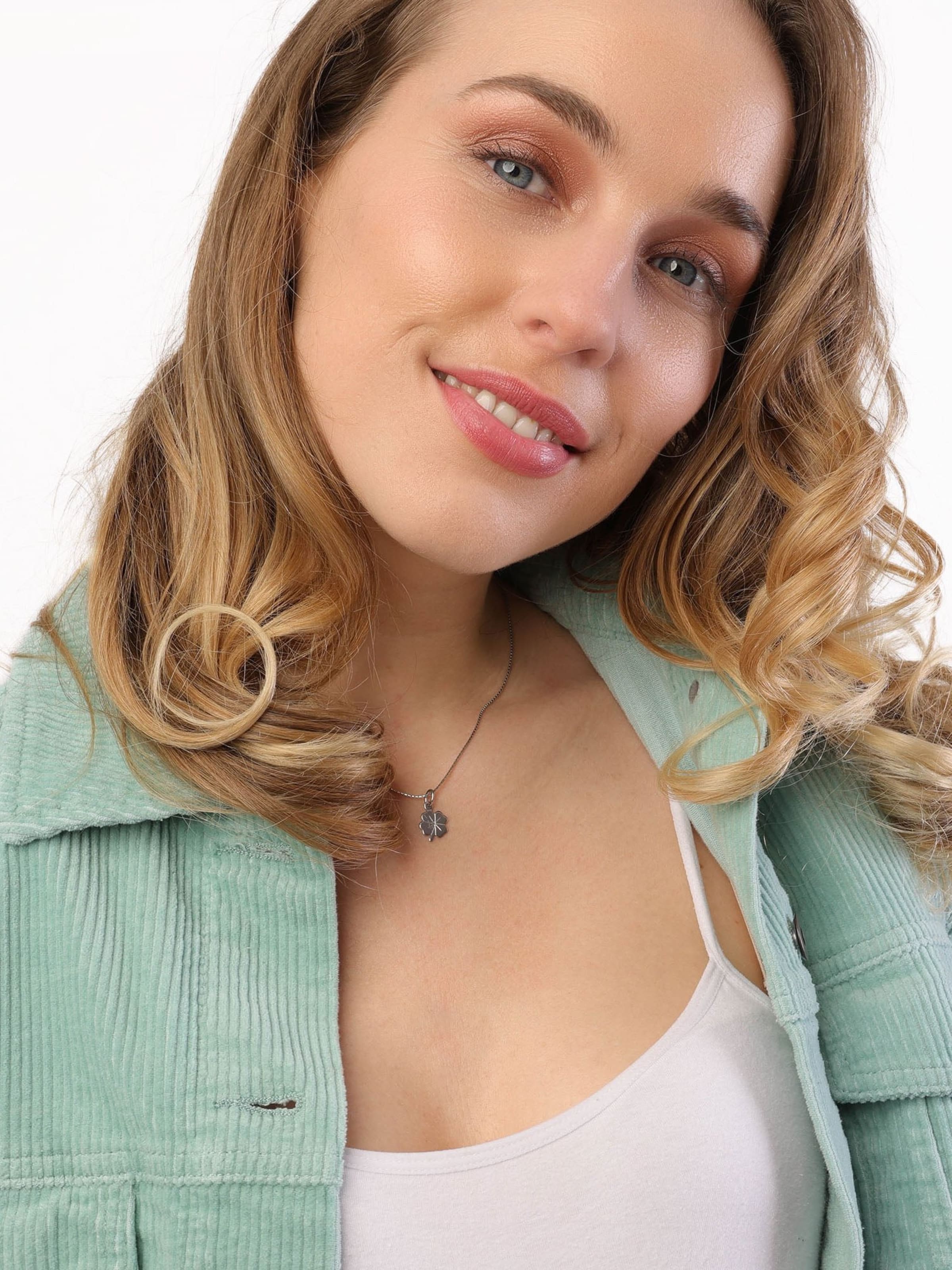 Lucardi Hangers in Zilver: voorkant