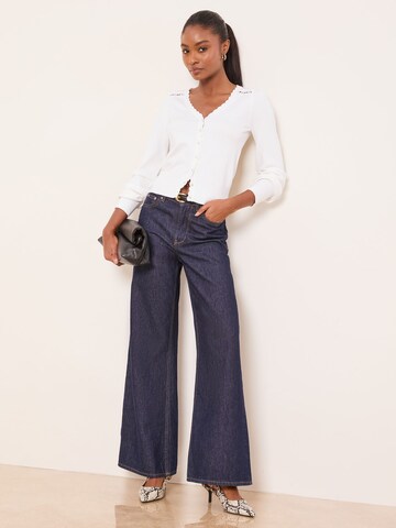 Lipsy Strickjacke in Weiß