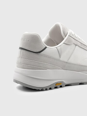 Chaussure à lacets 'Eclipse (Size runs small, order one size up)' Dutch'D en blanc