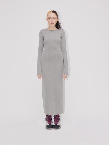 ABOUT YOU REBIRTH STUDIOS Dress 'Essential' in Grey: front