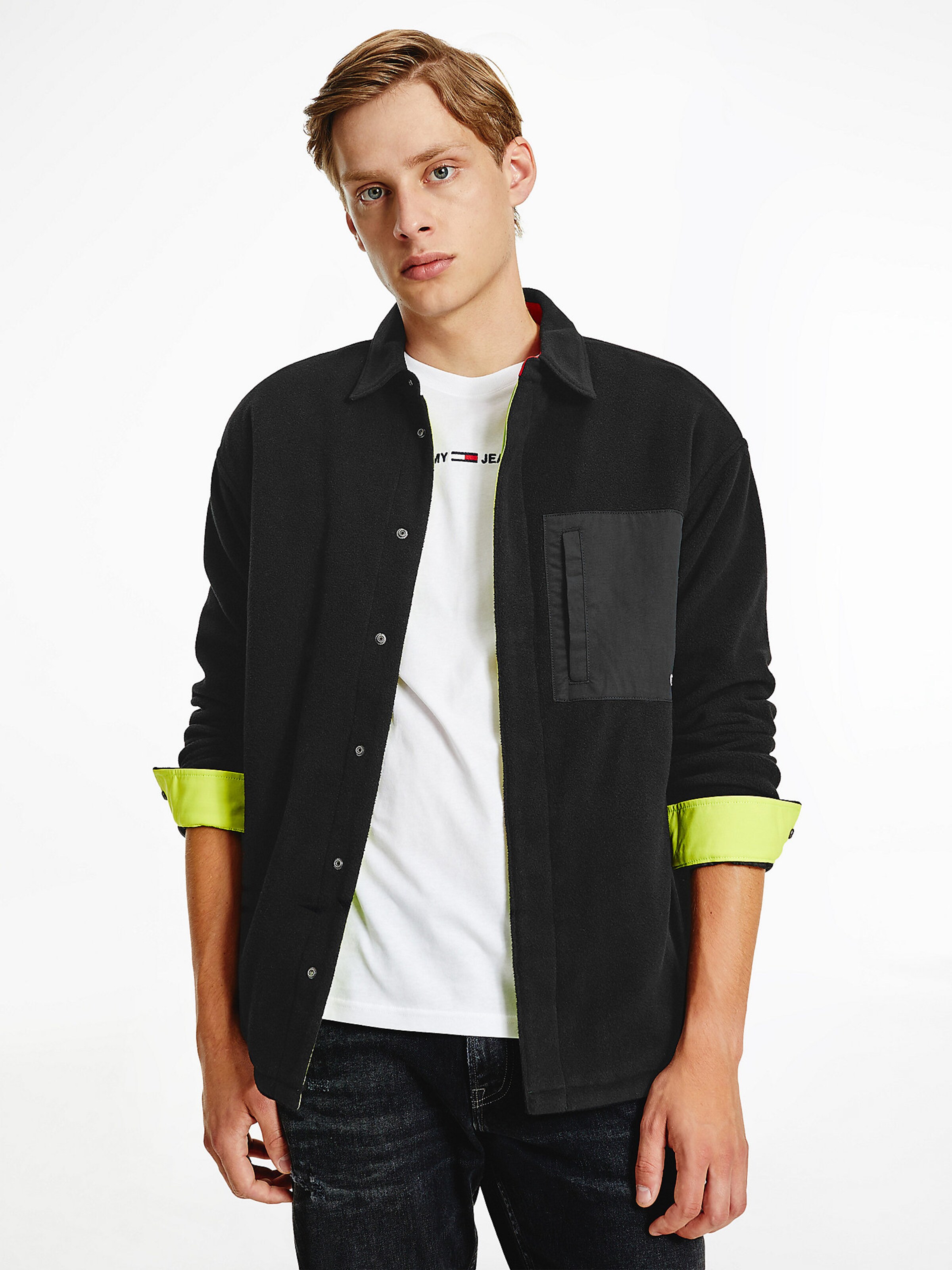 Männer Hemden Tommy Jeans Hemd in Schwarz - VF14611 Männer Hemden Tommy Jeans Hemd in Schwarz - VF14611