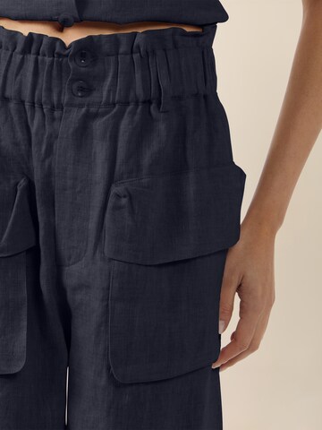 APART Wide Leg Shorts in Blau