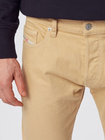 DIESEL Regular Jeans 'LUSTER' in Beige