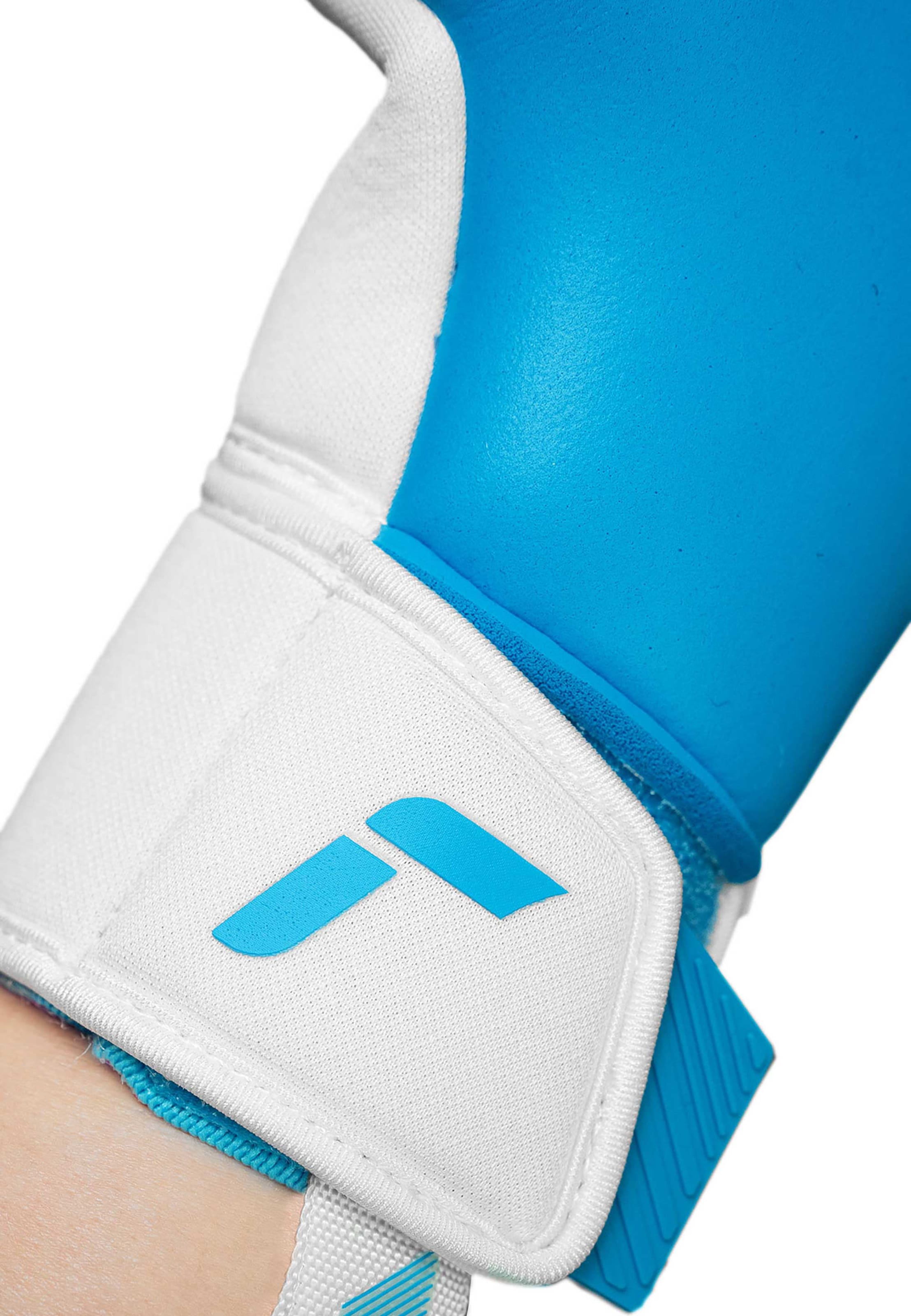 REUSCH Sports gloves 'Fastgrip Aqua' in Blue