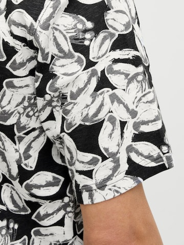 JACK & JONES Shirt 'JORSPLIT AOP TEE' in Zwart