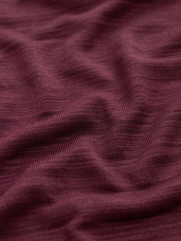 Next - Camiseta en rojo