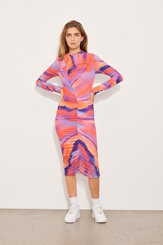 Envii Dress in Mixed colors