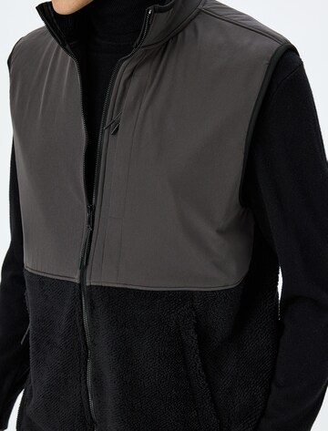 Koton Vest in Black