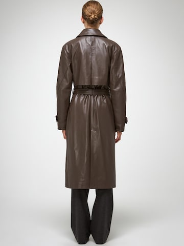 V S P Winter coat 'Isabelle' in Brown