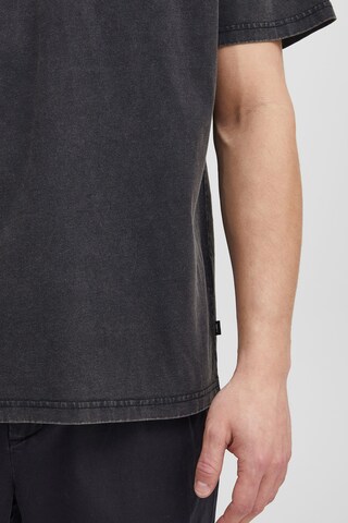 T-Shirt !Solid en gris