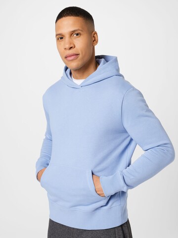 DRYKORN Sweatshirt 'Toni' in Blue: front