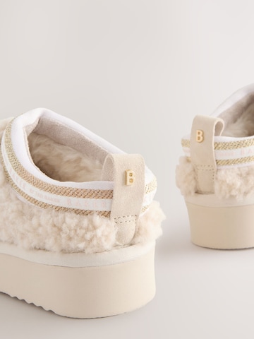 Baker by Ted Baker Low shoe in Beige