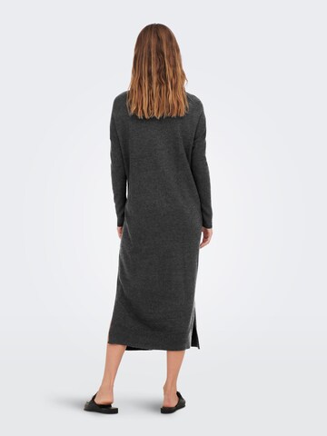 Only Maternity Knitted dress 'Ibi' in Grey