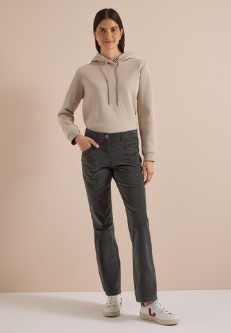 CECIL Slim fit Pants in Green: front