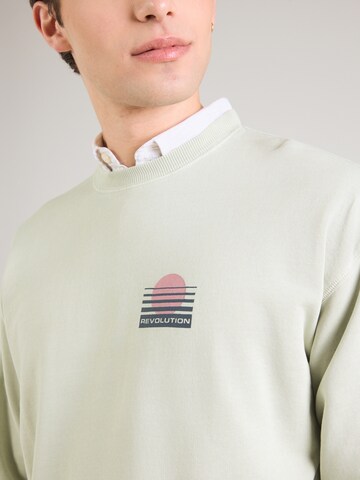 Felpa di Revolution in verde