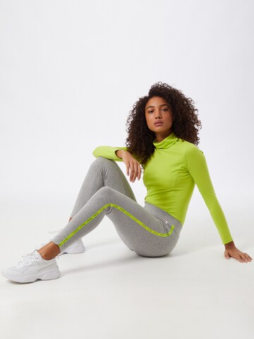 Skinny Leggings de la Champion Authentic Athletic Apparel pe gri