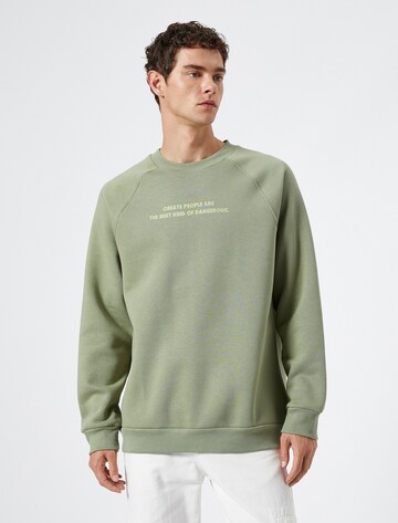 Koton Sweatshirt in Green: front