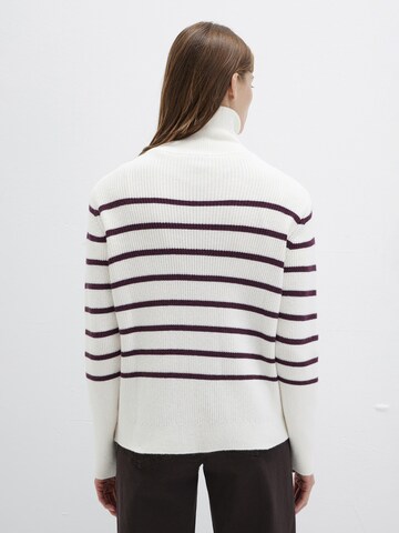 Mavi Sweater in White