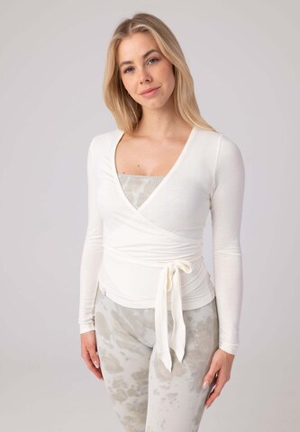OCEANSAPART Funktionsshirt 'Blake' in Weiß: Vorderseite