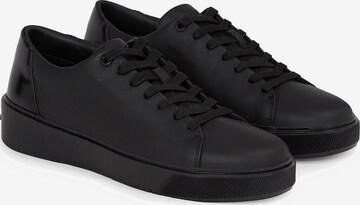 Calvin Klein Sneakers in Black