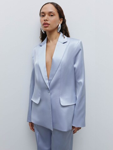 Blazer di Fleur by Kaviar Gauche in blu: frontale