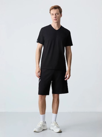 Tommy Life - Regular Calças em preto