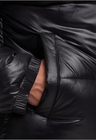 Urban Classics Between-season jacket in Black