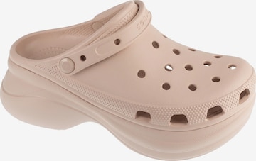 Crocs Clogs in Pink: front