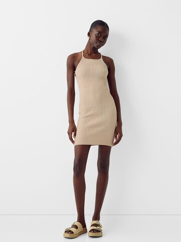 Bershka Kleid in Beige