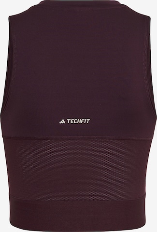 ADIDAS PERFORMANCE - Top desportivo 'Techfit Branded Tape' em vermelho