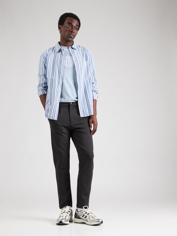 Coupe slim Pantalon à pince 'Club' Kronstadt en gris