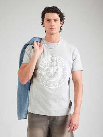 Carlo Colucci Μπλουζάκι σε γκρι: μπροστά