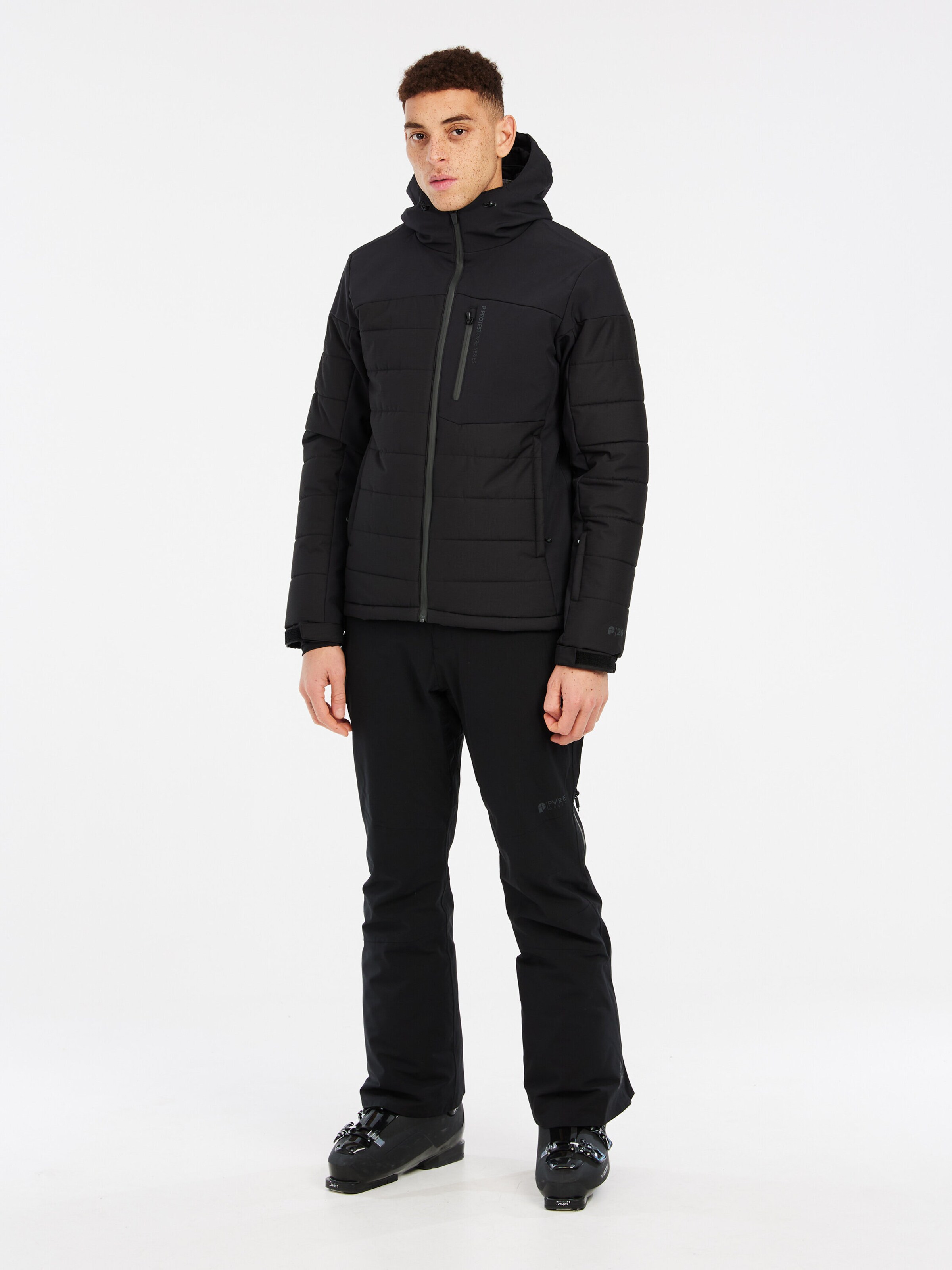 PROTEST Winterjacke 'PRTMOUNT24' in Schwarz