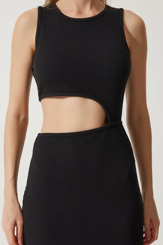 Robe Happiness İstanbul en noir