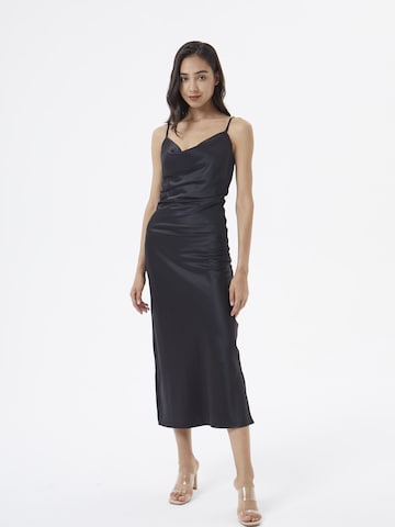 AIKI KEYLOOK Kleid in Schwarz