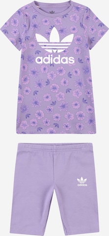 ADIDAS ORIGINALS - Conjunto 'Floral' en lila: frente