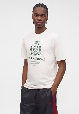 Nike Sportswear Футболка в Белый