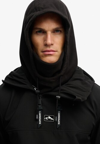 Superdry Mütze in Schwarz