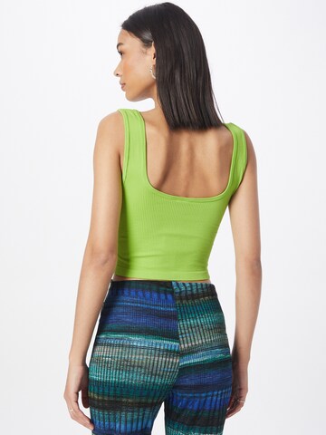 Top di BDG Urban Outfitters in verde