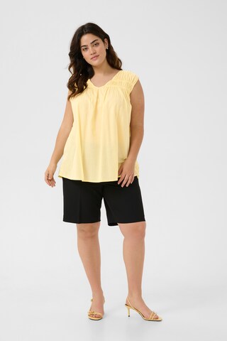 KAFFE CURVE - Blusa 'KCThia' em amarelo