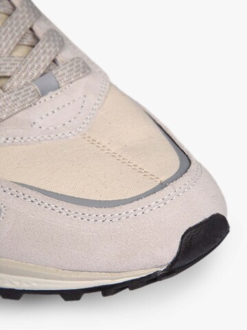 Scalpers Platform trainers 'Moon ' in Beige