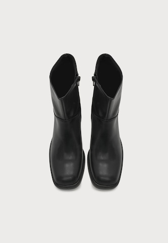 VAGABOND SHOEMAKERS Ankle Boots 'MERYL' in Black: top