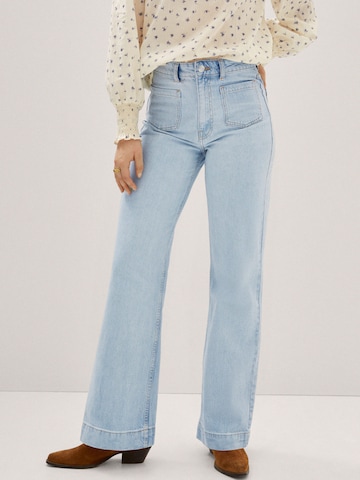 Wide leg Jeans de la MANGO pe albastru: față