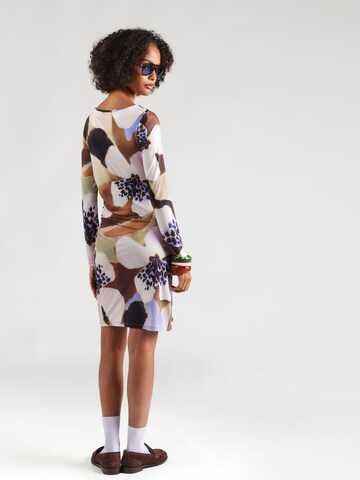 TOPSHOP Платье 'ELLY' в Лиловый