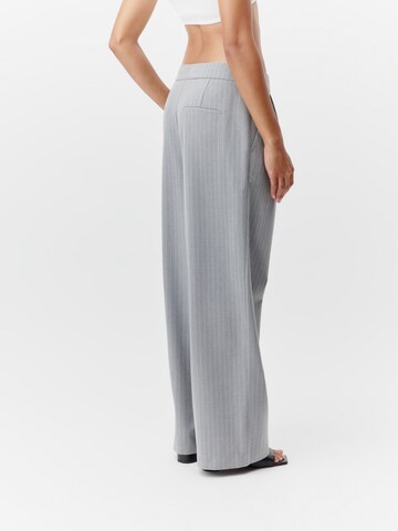 Regular Pantalon à pince 'Tessa' LeGer by Lena Gercke en gris