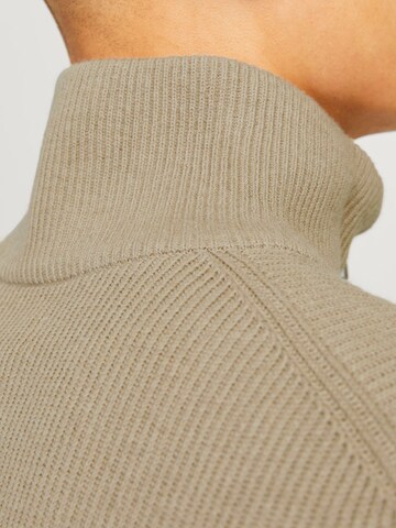 JACK & JONES Pullover 'JJEPerfect' in Beige