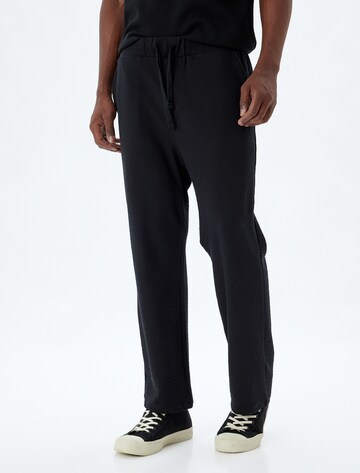 Koton Regular Hose in Schwarz: Vorderseite