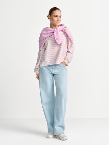 Rich & Royal Sweatshirt in White